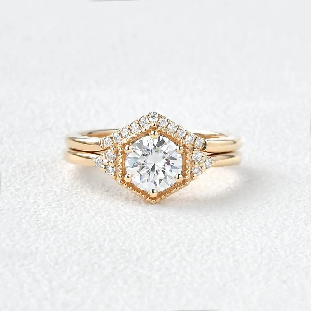 Moissanite Engagement Rings - MoissaniteCo.com