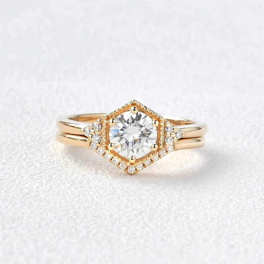 Moissanite Engagement Rings