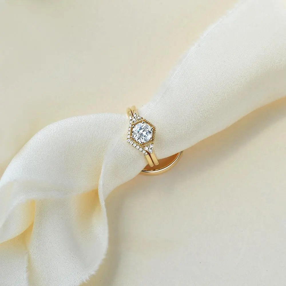 Moissanite Engagement Rings