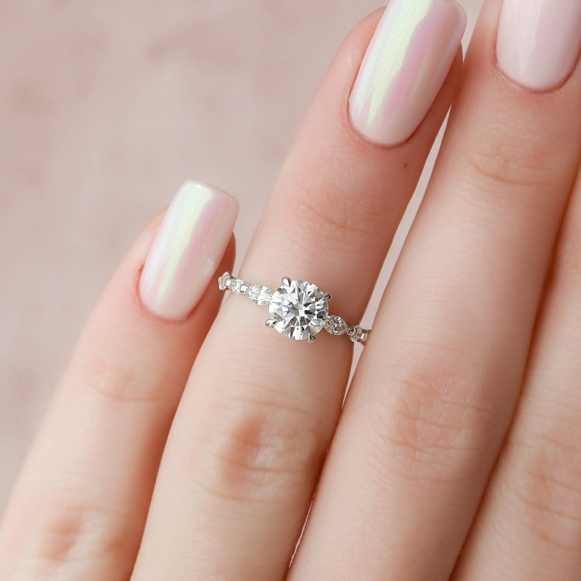 Flawless Moissanite | Moissanite Rings | Engagement Rings